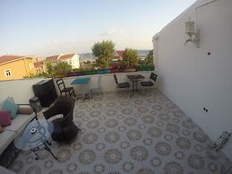 Arat Apartments Suites