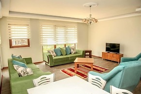 Royal Inn Seza Residence