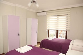 Royal Inn Seza Residence