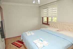 Royal Inn Seza Residence