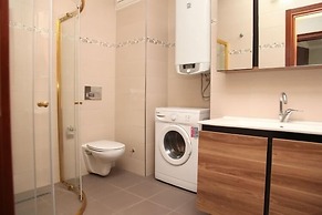 Royal Inn Seza Residence