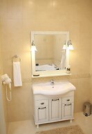 Garmonia Hotel