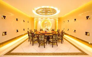 Dunhuang Golden Leaf Hotel