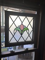 Downtown BnB King Bed Clawfoot Tub & Hot Tub