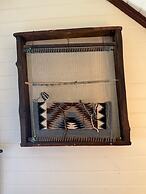 Downtown BnB King Bed Clawfoot Tub & Hot Tub