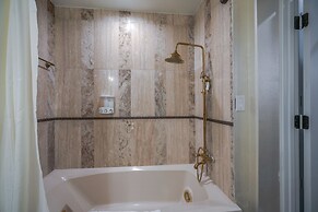 Houston Towers Inn Downtown Museum District Med. Ctr NRG - Adults Only
