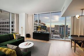 The Laura Hotel, Houston Downtown, Autograph Collection