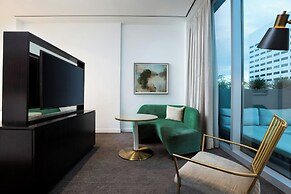 The Laura Hotel, Houston Downtown, Autograph Collection