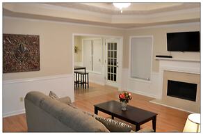 Opis Realty-Spacious Metro Atlanta Home