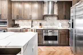 Canyons Village Condos by All Seasons Resort Lodging