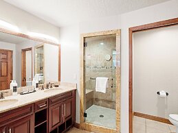 Canyons Village Condos by All Seasons Resort Lodging