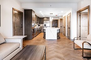 Canyons Village Condos by All Seasons Resort Lodging