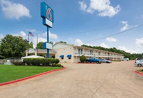 Motel 6 Atlanta, TX