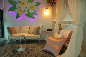 Maple House Riverside