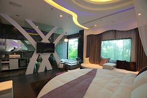 Maple House Riverside