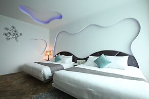 Maple House Riverside