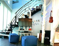 Maple House Riverside