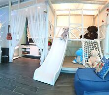 Maple House Riverside