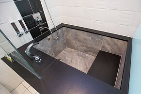 Maple House Riverside