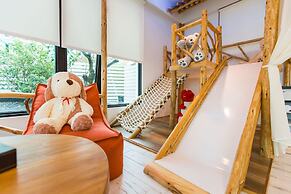 Maple House Riverside