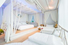 Maple House Riverside