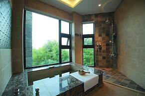 Maple House Riverside