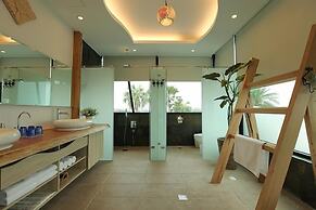 Maple House Riverside