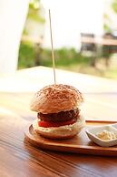 The Six Alaçatı Hotel