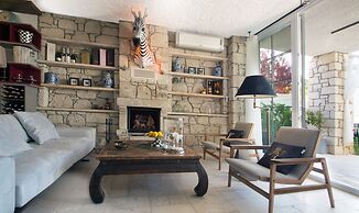 The Six Alaçatı Hotel