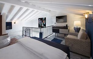 The Six Alaçatı Hotel