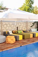 The Six Alaçatı Hotel