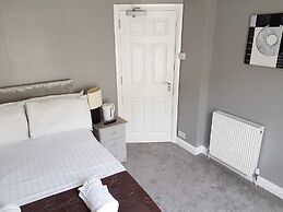 OYO Minerva Guesthouse