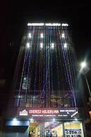 Everest Holiday Inn