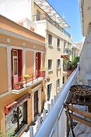 Plaka Elegant Apartment