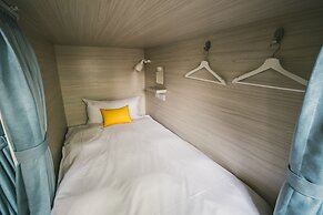 Stray Birds Taichung Hostel