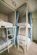 Stray Birds Taichung Hostel