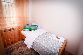 Apartment Red House