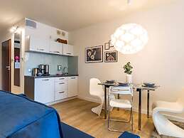 VacationClub - Sand Hotel Apartments