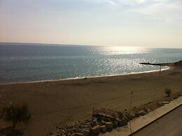 Ariadni Hotel by Estia