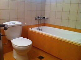 Ariadni Hotel by Estia