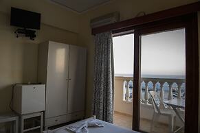 Ariadni Hotel by Estia