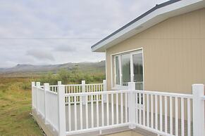 Lynghagi House - Lava Water