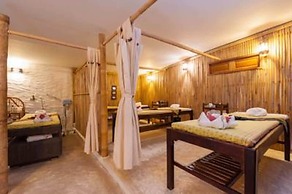 Majestic Sea View Resort