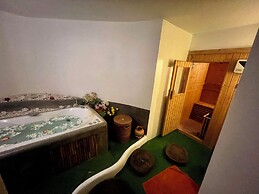 Majestic Sea View Resort