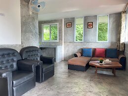 Majestic Sea View Resort