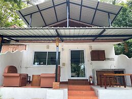 Majestic Sea View Resort