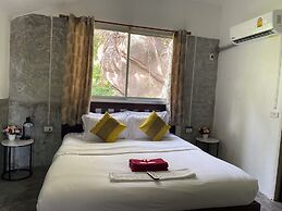 Majestic Sea View Resort