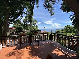 Majestic Sea View Resort