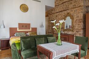 Delight Deluxe Hotel