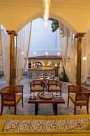 Delight Deluxe Hotel